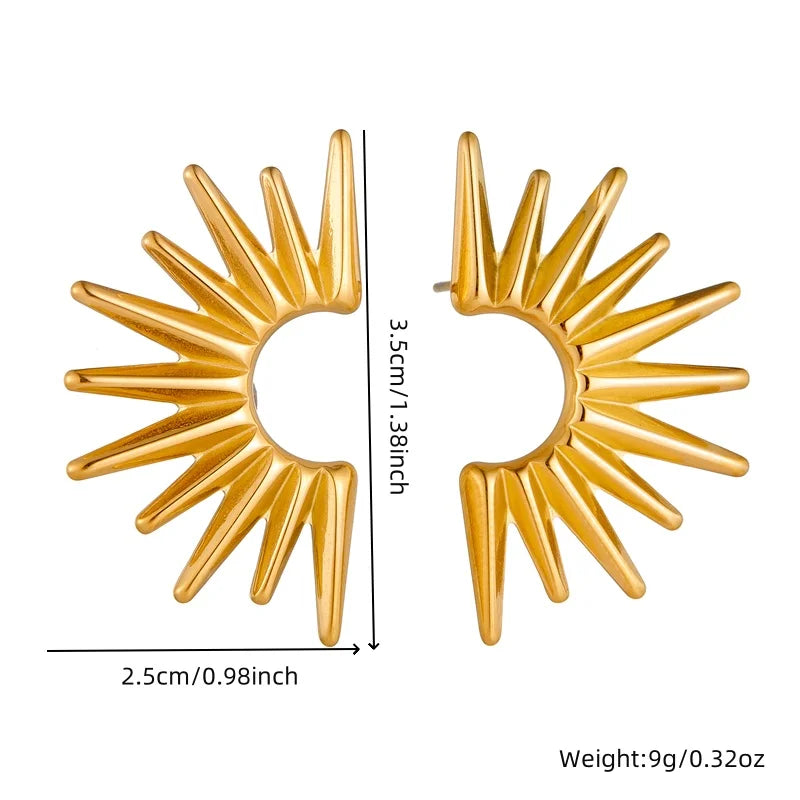 Modern Muse Pearl Earrings