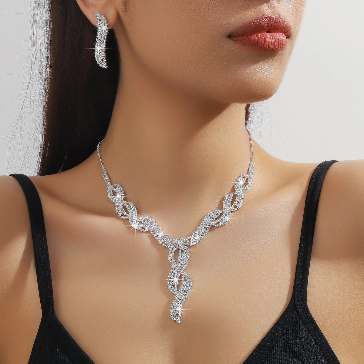 Bridal Radiance Chain Set